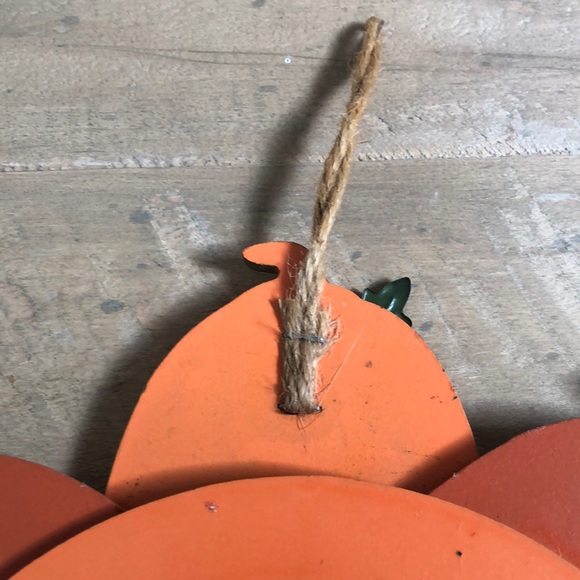 🍃 🎃 Wooden Pumpkin Wreath WELCOME Sign Like New Halloween & Thanksgiving 🎃🍃 - Picture 5 of 7